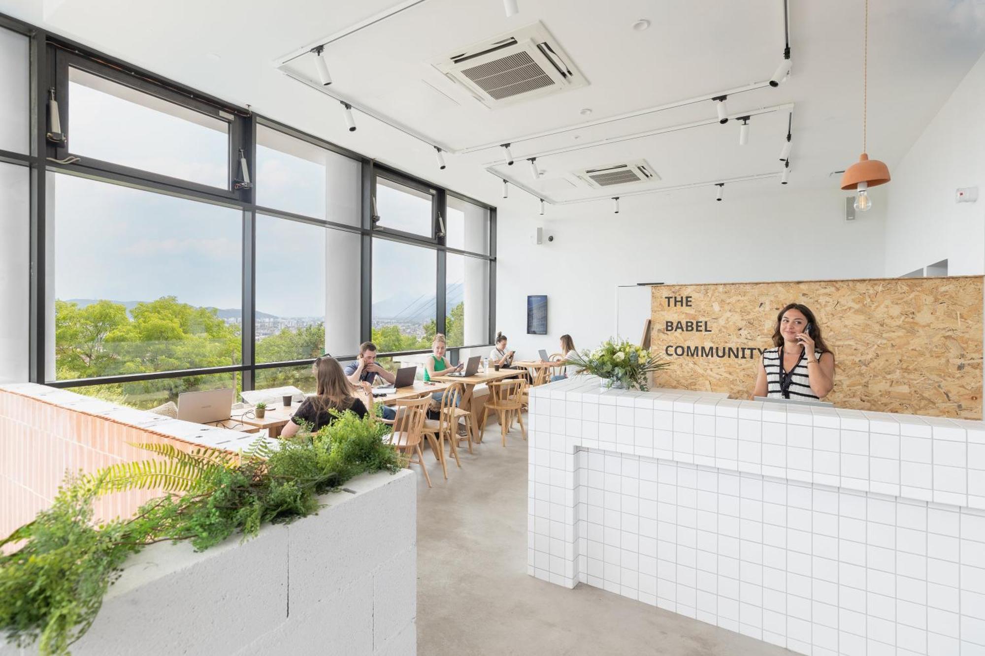 The Babel Community - Bastille Grenoble